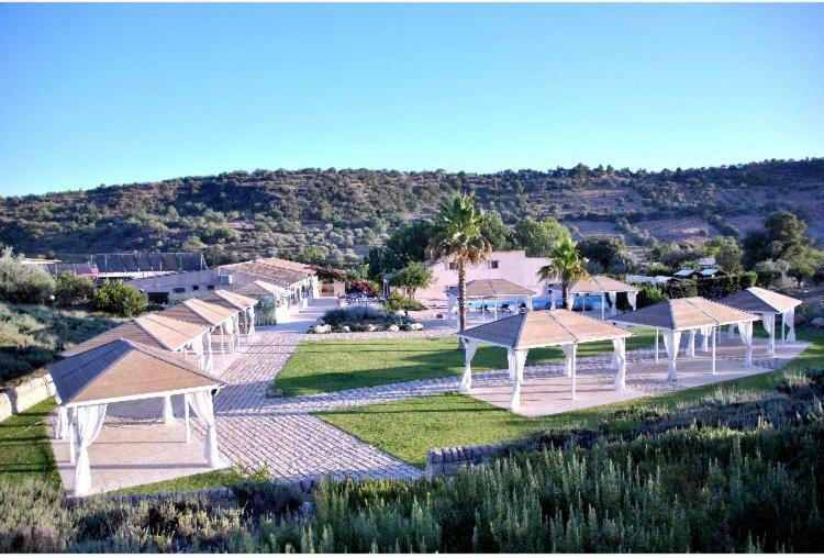 Antica Masseria La Fiumara Bed & Breakfast Noto Exterior photo